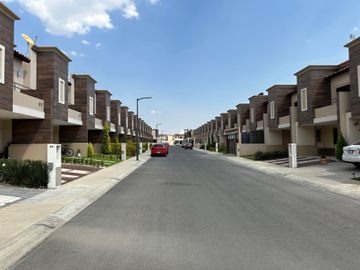 REESTRENALA CASA A 15 MIN DE AIFA EN RESIDENCIAL ANDALUCIA, TIZAYUCA