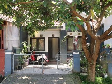 FREE FURNITURE, Rumah murah siap huni shm