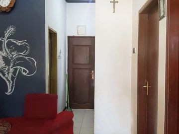 FREE FURNITURE, Rumah murah siap huni shm