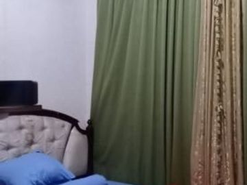 Rumah luas mewah, bonus tempat usaha strategis menguntungkan di Bekasi