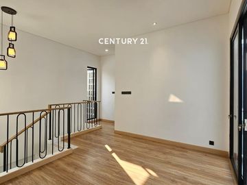 Rumah Cantik 2 Lantai Di Sektor 3 Bintaro Gb 17038