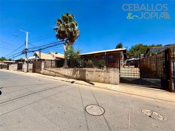 Casa en venta de 4 dorm. en Villa Alemana