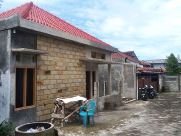 Rumah baru proses finishing dekat Sleman City Hall