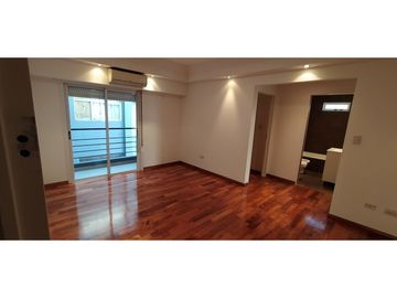 COSSIO 6000 * * DEPARTAMENTO TRES AMBIENTES