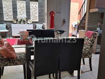 Jual Cepat Rumah 2 Lantai, Turun Harga di Delatinos - BSD