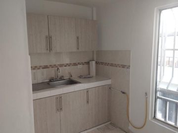 apartamento en venta en nueva floresta. Cod V107426