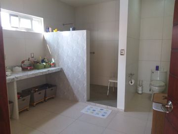 Casa en VENTA con recamara en planta baja fraccionamiento PLAYAS DEL CONCHAL