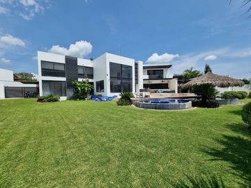 Casa en Venta Club de Golf Santa Fe Xochitepec