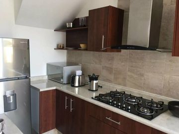 Venta de Casa, 3 recámaras, terraza,  alberca en condominio en Xochitepec, Mor.