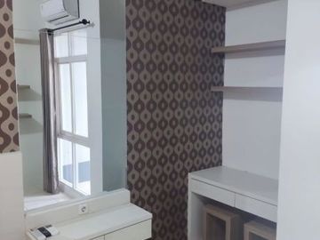 Apt. Bale Hinggil View Pool Full Furnish