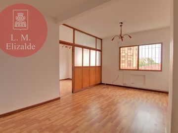 Belgrano y Cosme Beccar - Oficina en el Centro de San Isidro - Venta con Renta