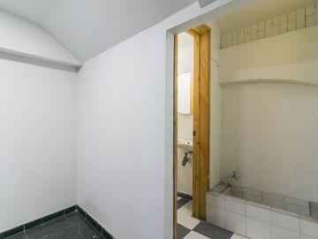 local en arriendo en chapinero central. Cod A1126001