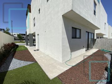 CASA EN VENTA EN CUMBRES EN EL MUNICIPIO DE GARCÍA