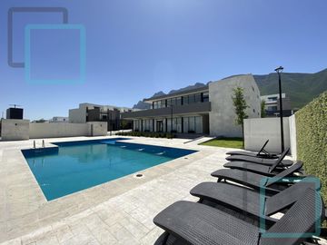 CASA EN VENTA EN CUMBRES EN EL MUNICIPIO DE GARCÍA