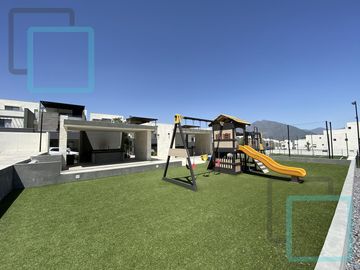 CASA EN VENTA EN CUMBRES EN EL MUNICIPIO DE GARCÍA