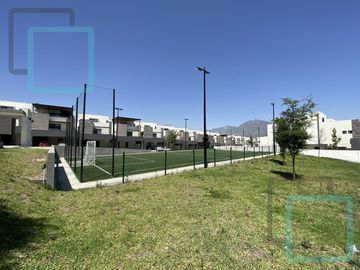 CASA EN VENTA EN CUMBRES EN EL MUNICIPIO DE GARCÍA
