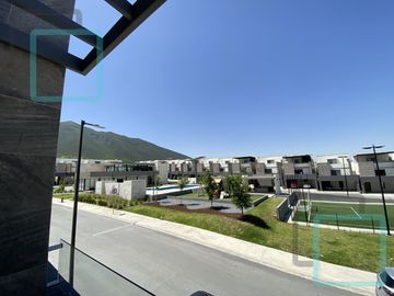 CASA EN VENTA EN CUMBRES EN EL MUNICIPIO DE GARCÍA