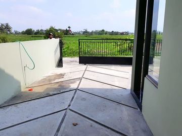 Rumah Nyaman Asri View Sawah Di Jalan Godean Sleman