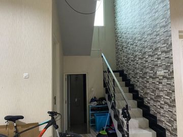 Dijual Rumah Mulyosari Utara, Hook, Surabaya Timur