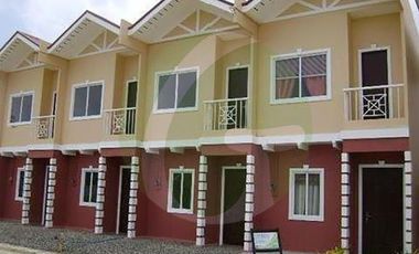 Spacious townhouse in Garden Bloom South with PROMO