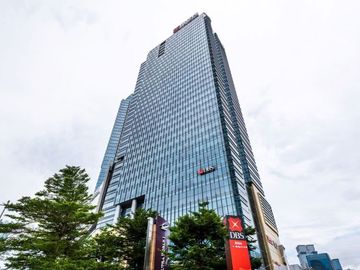 Book open plan office space for businesses of all sizes in Regus Ciputra World