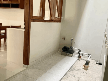 Disewakan Rumah Brandnew 2 Lantai Furnished Di Dalam Town House