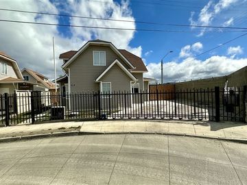 Casa en venta de 3 dorm. en Punta Arenas