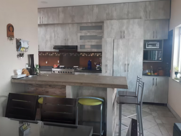 !precio negociable¡ REFORMA ZONA DORAD IMPECABLE Y BONITA CASA HABITACIÓN IDEAL PARA CLINICA U OTRO NEGOCIO