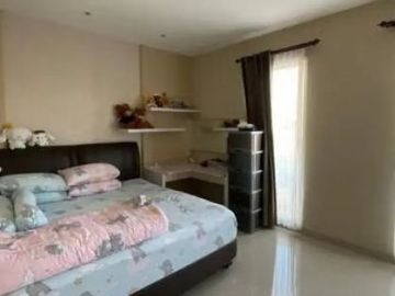 Rumah 2 Lantai Siap Huni Manyar Jaya Surabaya