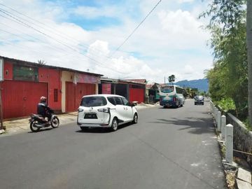 Jual Rumah di Pinggir jalan Raya Borobudur