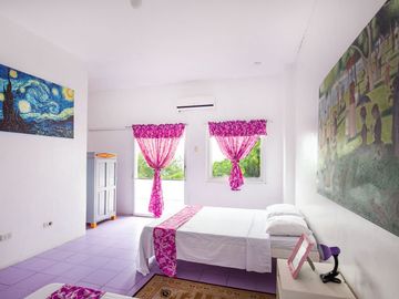 For Sale: Elegant Mansion in Tagaytay
