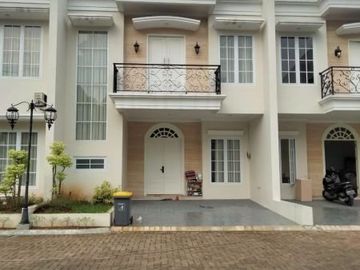 2 Lantai Pinggir Jalan Pondok Cabe Selangkah ke MRT Lebak Bulus