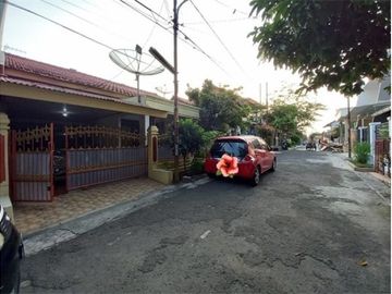 Dijual rumah second masih terawat dekat tol di Jatiasih