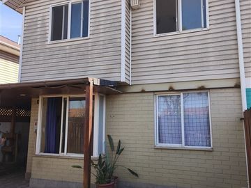 Casa en venta de 4 dorm. en Lampa