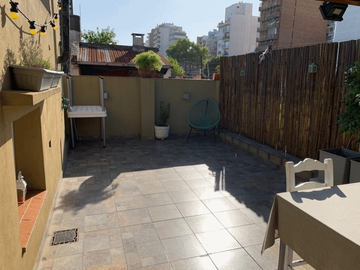 PH en Duplex en Venta en Caballito 5 ambientes 93 m2 + 2 patios, terraza con parrilla - Fray Luis Beltrán 100