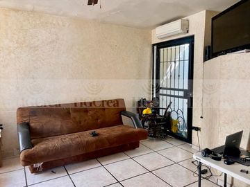 CASA EN VENTA EN ALTA VISTA