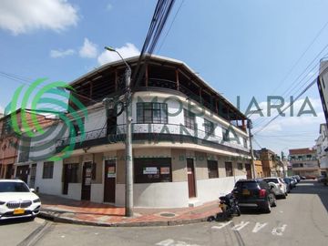 casa en arriendo en ricaurte. Cod A16926