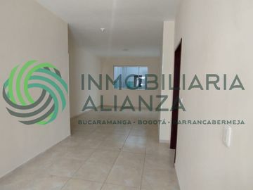 casa en arriendo en ricaurte. Cod A16926
