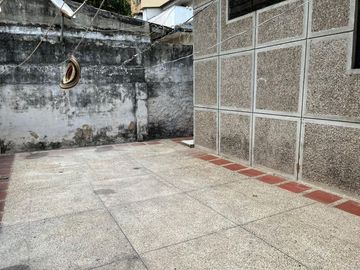 casalote en arriendo/venta en américa. Cod V90640