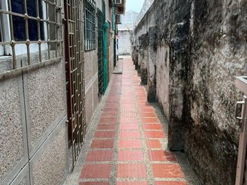 casalote en arriendo/venta en américa. Cod V90640