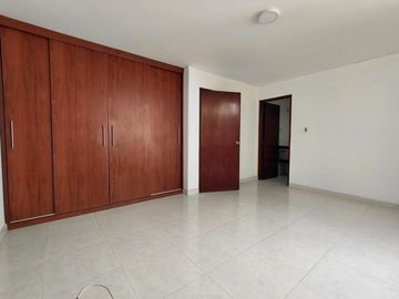apartamento en arriendo en versalles. Cod A127039