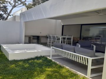CASA EN VENTA MERIDA, PRIVADA EN CHOLUL CON AMENIDADES