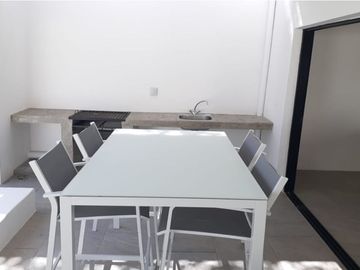 CASA EN VENTA MERIDA, PRIVADA EN CHOLUL CON AMENIDADES