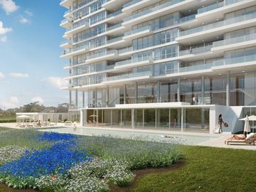 Apartamento de 2 Dormitorios en la parada 18, en primera línea al mar. Playa Mansa - Punta del Este