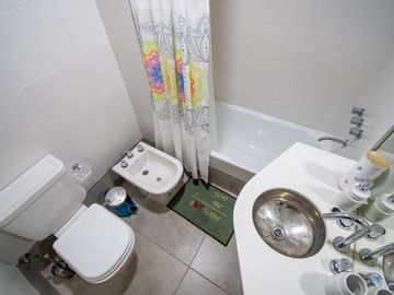 MONOAMBIENTE EN VENTA - LOURDES