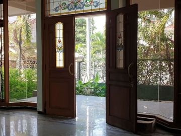 DISEWAKAN RUMAH SIAP HUNI LUAS 400 PBI ARAYA KOTA MALANG