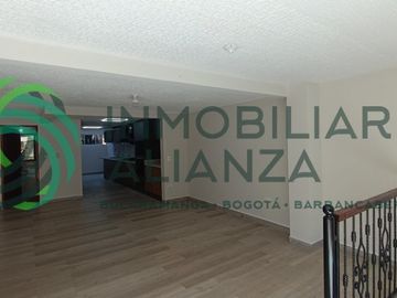 casa en venta en lagos del cacique. Cod V61435
