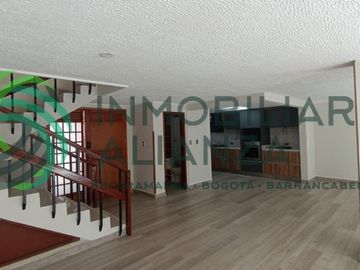 casa en venta en lagos del cacique. Cod V61435