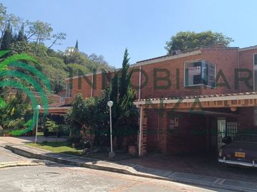casa en venta en lagos del cacique. Cod V61435