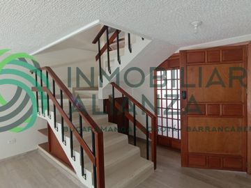 casa en venta en lagos del cacique. Cod V61435